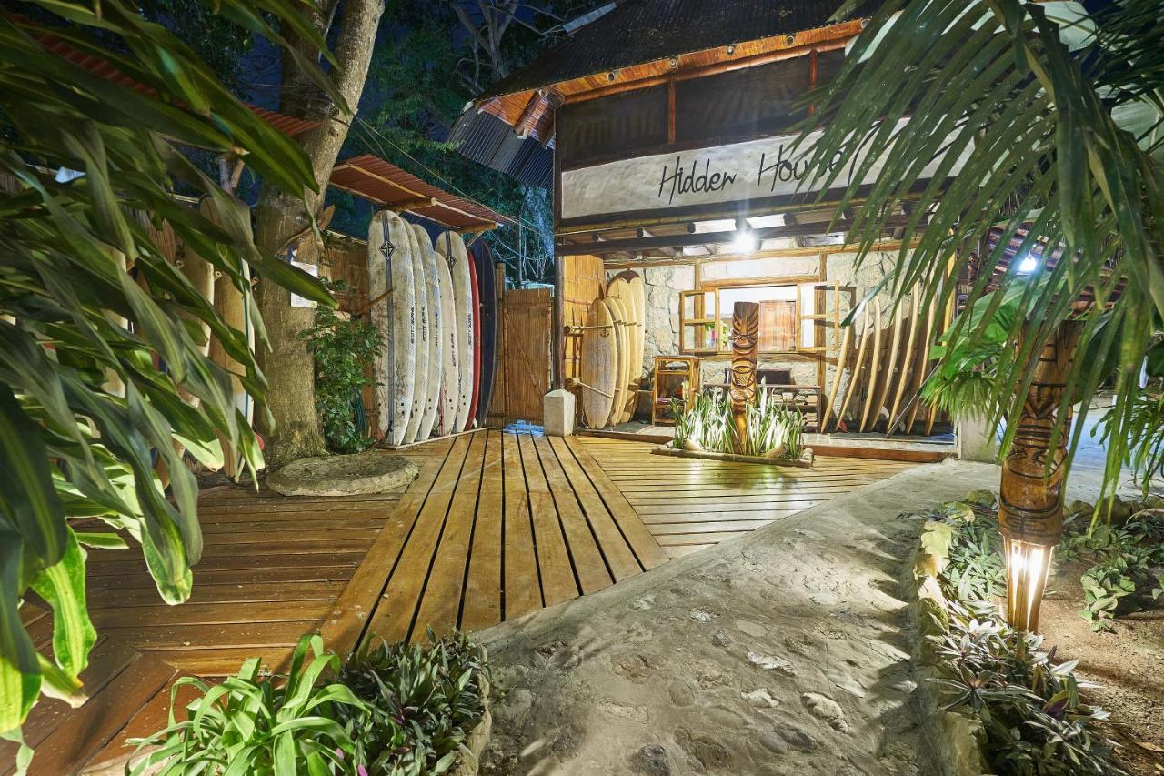Hidden House Hostel Party Монтаньїта Екстер'єр фото